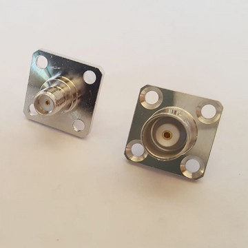 4 Hole Panel Mount 17.5x17.5mm BNC Female to SMA Female RF Adapter