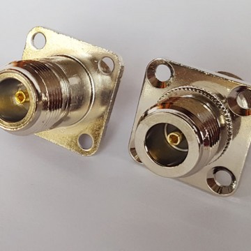 4 Hole Panel Mount 25x25mm N Female to N Female RF Adapter